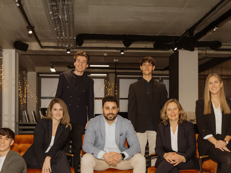 Immobilienmakler Ingolstadt – Team LOFT21 im Büro