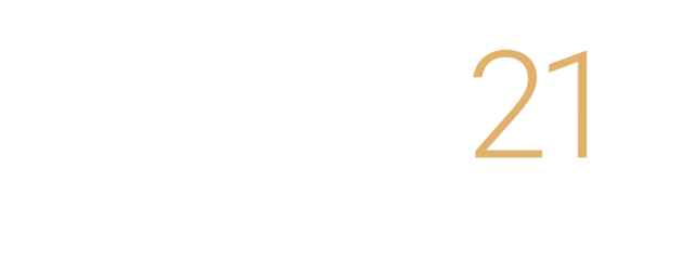 LOFT21 IMMOBILIEN Logo: 21 gold, Text weiß, hellgrauer Hintergrund.