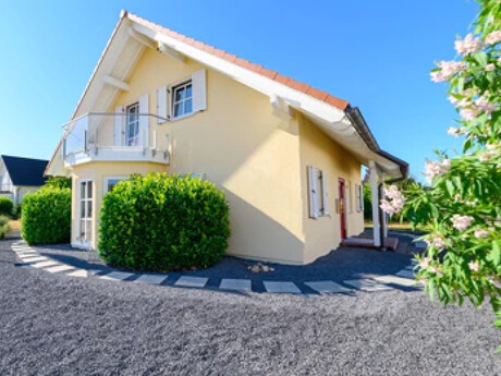 Ein freistehendes Einfamilienhaus