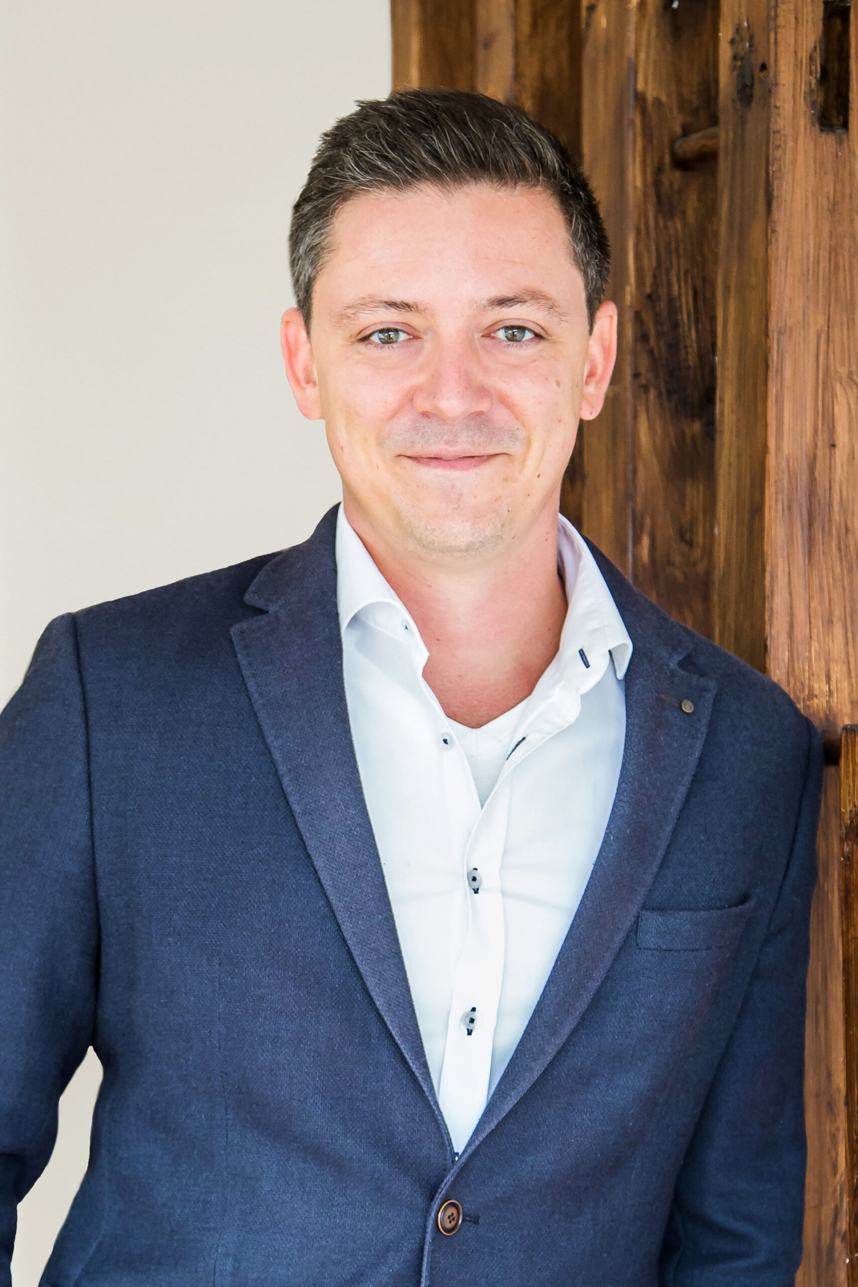 Inhaber und Immobilienmakler Tobias Neubauer