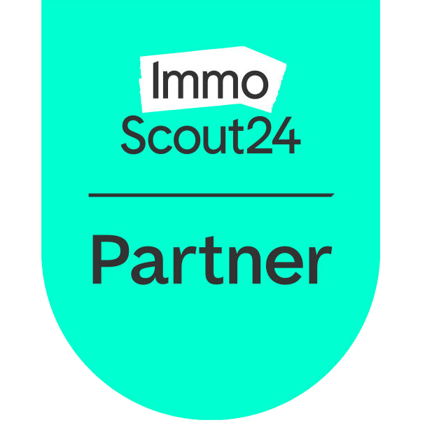 ImmoScout24 Partner-Logo auf türkisfarbenem Hintergrund.