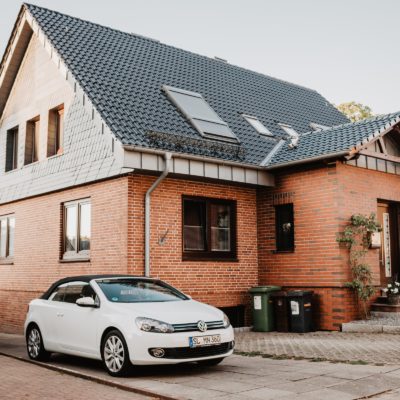 Haus mit Auto