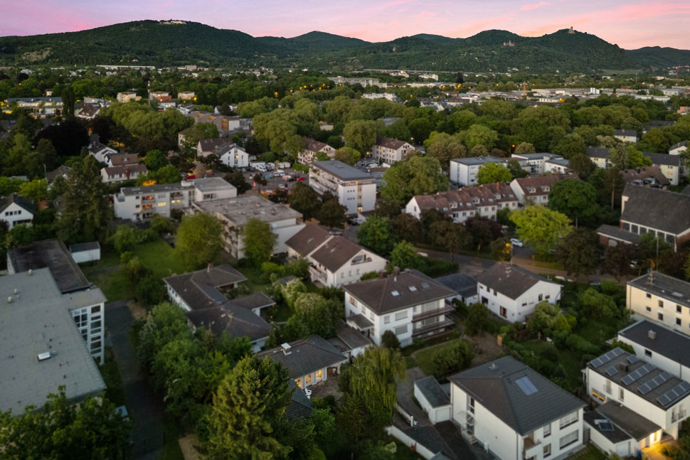 Beispielbild Drohnenaufnahme von Wohnhäusern in Bonn