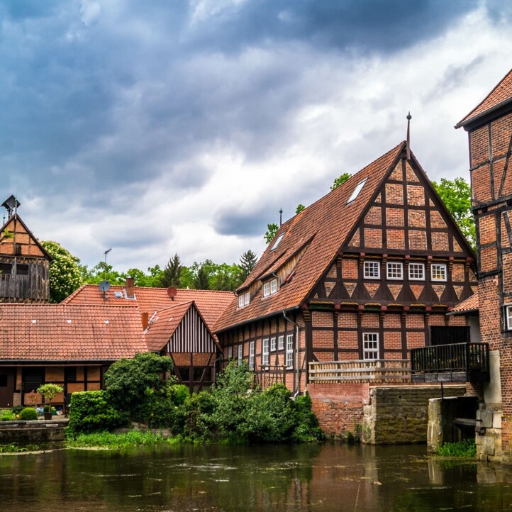 Alte Wohngebäude in der Stadt Bergen