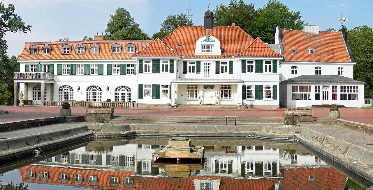 Schloss Bredebeck | Immobilienmakler Lohheide - Axel Schrödter Immobilien
