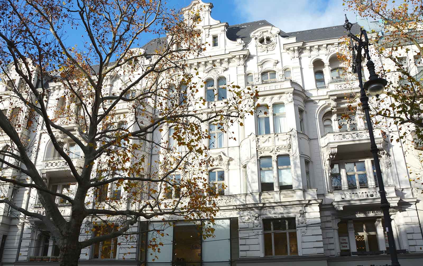 Fassade einer Altbauimmobilien in Berlin