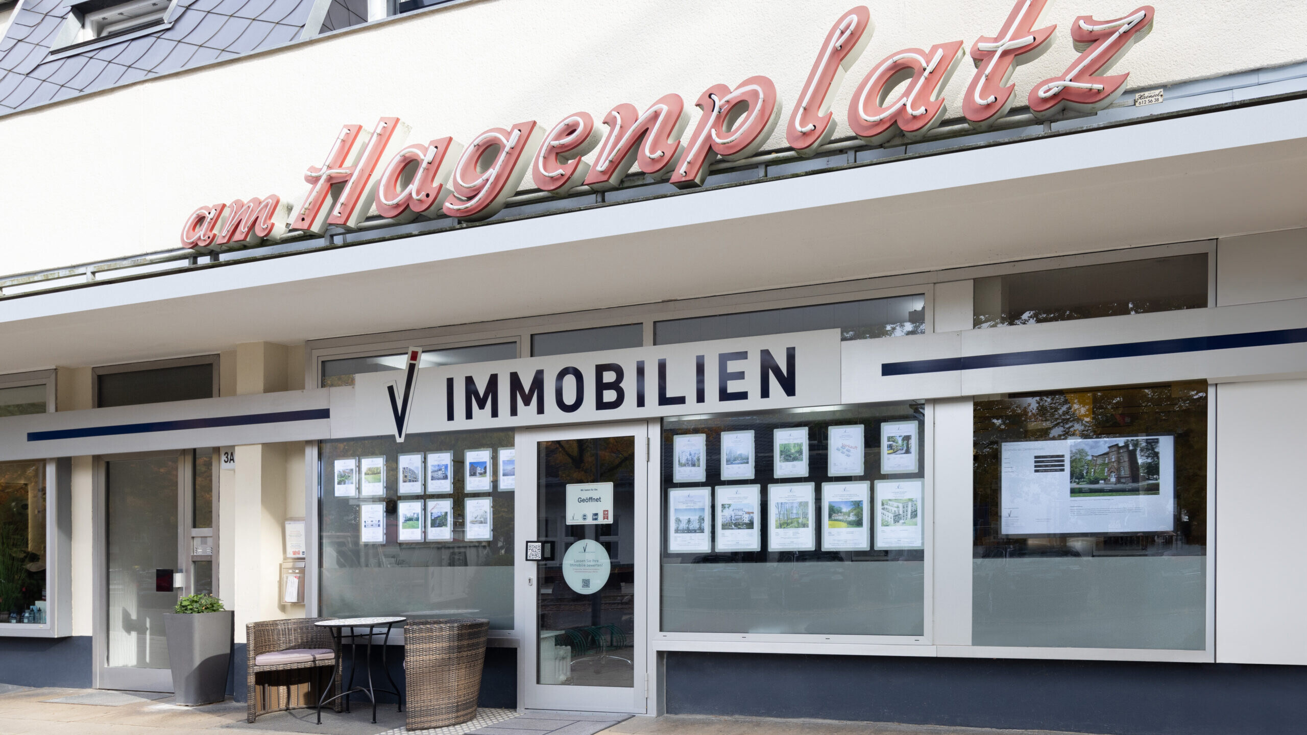 Außenansicht auf den Standort am Hagenplatz von Victor Investment