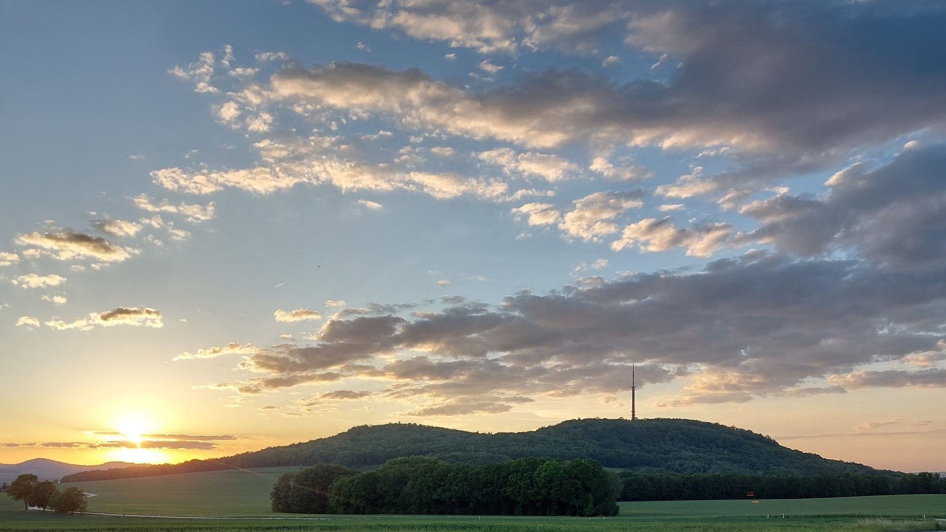 Löbauer Berg Dämmerung