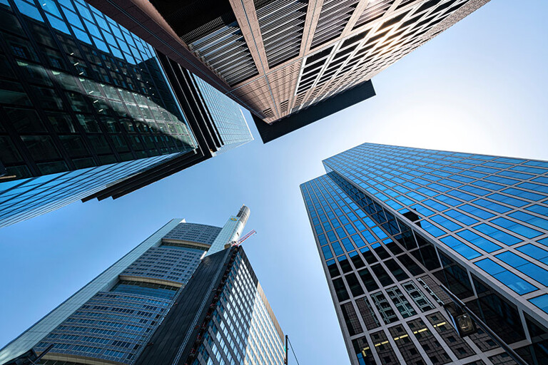 Bürogebäude und Gewerbeimmobilien in Frankfurt