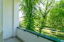 "Freie, unsanierte 2 Zimmer-Altbauwohnung mit Balkon am Stadtpark Steglitz, provisionsfrei" - Balkon