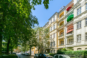 „Wunderschöne und helle Altbauwohnung mit Balkon am Stadtpark Steglitz, frei“, 12167 Berlin / Steglitz, Etagenwohnung