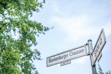 „Sie planen ein Traumhaus mit Garten im Grünen und es fehlt das passende Grundstück in Karow?“, 13125 Berlin / Karow, Wohnen