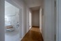 "unsanierte 2 Zimmer Altbauwohnung mit Aufzug und Südbalkon im Kollwitzkiez" - Flur
