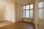 "unsanierte ca. 161 m² Altbau Wohn- und Gewerbemaisonette mit Balkon am Arnswalder Platz " - Berliner Zimmer OG