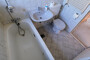 "Sehr helle und ruhige 2 Zimmer Wohnung mit Balkon und Garage in Lankwitz, unsaniert" - Bad