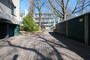 "Sehr helle und ruhige 2 Zimmer Wohnung mit Balkon und Garage in Lankwitz, unsaniert" - Hof