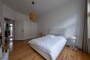 "Wunderschöne, sehr ruhige 2 Zimmer-Altbauwohnung mit Balkon am Stadtpark Steglitz, frei" - Schlafzimmer