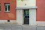 "Freie, sanierte 2 Zimmer Wohnung mit Loggia am Volkspark F-Hain, Bruno Taut Siedlung" - Hauseingang