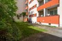 "Freie, sanierte 2 Zimmer Wohnung mit Loggia am Volkspark F-Hain, Bruno Taut Siedlung" - Innenhof