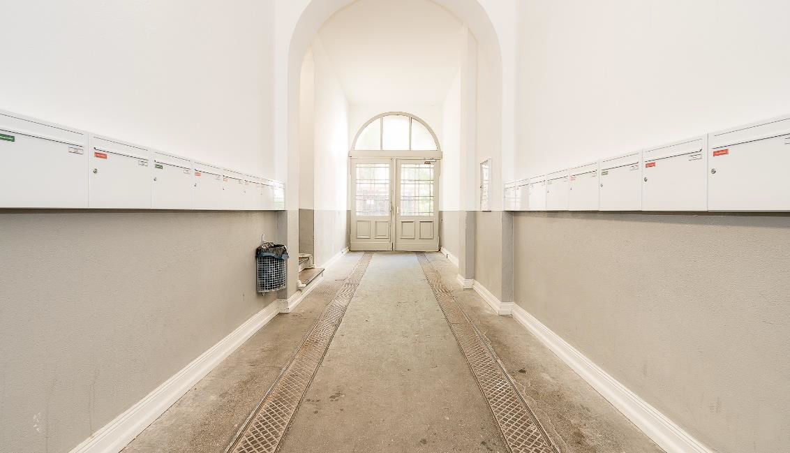 Kleiner Dachrohling im Gründerzeitaltbau mitten in Kreuzberg -  Bild 2