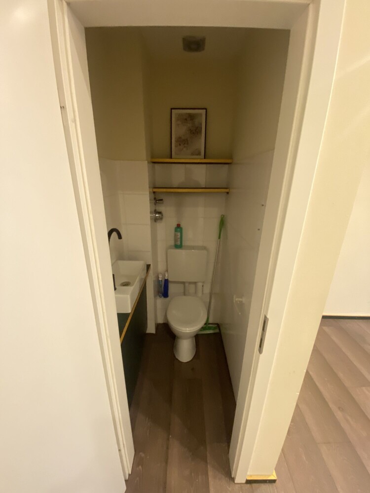 Charmante Ladenfläche im Innenhof – Ideal für Einzelhandel oder Kosmetik - Bild 4 Charmante Ladenfläche im Innenhof – Ideal für Einzelhandel oder Kosmetik - Bild 4