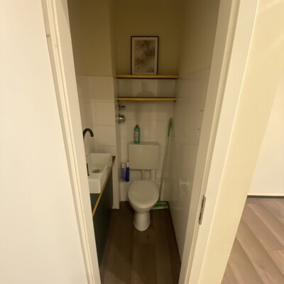 Charmante Ladenfläche im Innenhof – Ideal für Einzelhandel oder Kosmetik - Vorschau 4 Charmante Ladenfläche im Innenhof – Ideal für Einzelhandel oder Kosmetik - Vorschau 4