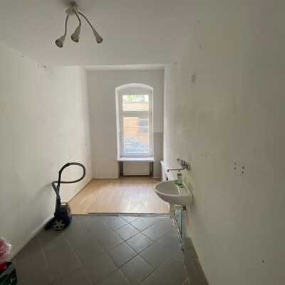 Teilgastro möglich. Schönes kleine Ladenlokal im beliebten Helmholzkiez -  Vorschau 3