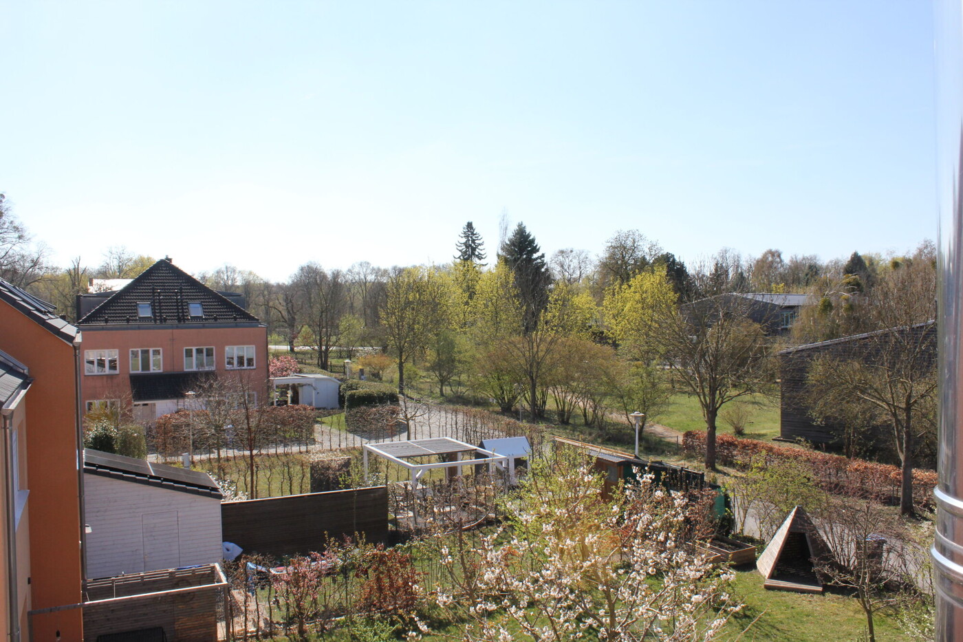 Einzigartiges Energiespar-Reihenendhaus auf Hermannswerder von Wasser umgeben - Bild 28 Einzigartiges Energiespar-Reihenendhaus auf Hermannswerder von Wasser umgeben - Bild 28