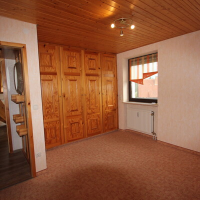 Charmante Maisonette-Dachgeschosswohnung mit Balkon, Einbauküche & Stellplatz -  Vorschau 5
