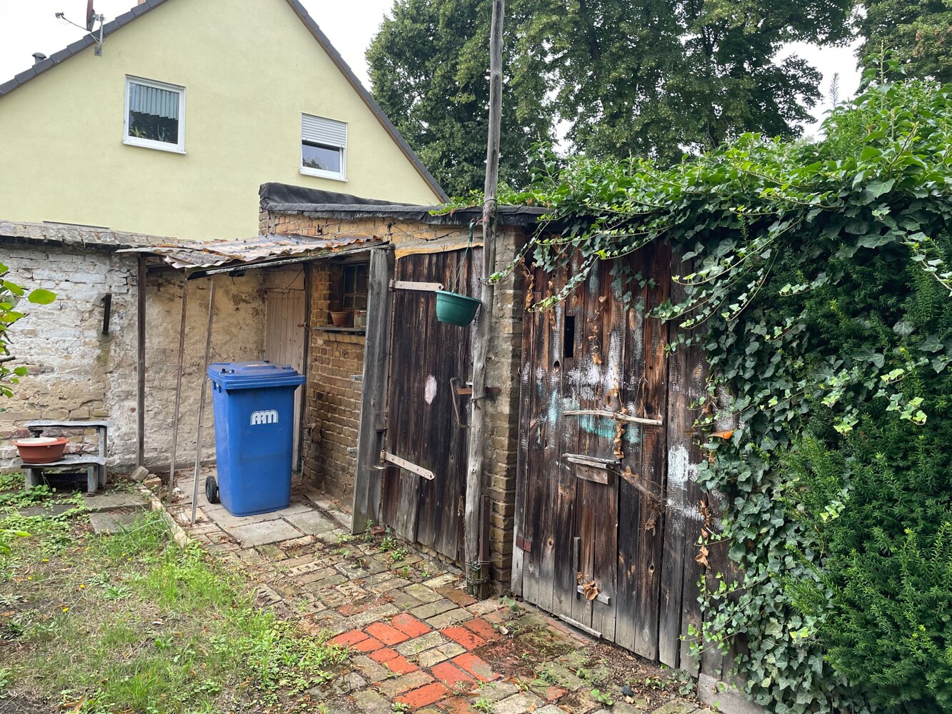 Sanierungsbedürftiges ehemaliges Schulgebäude mit Denkmalstatus in Wassernähe - Bild 57 Sanierungsbedürftiges ehemaliges Schulgebäude mit Denkmalstatus in Wassernähe - Bild 57