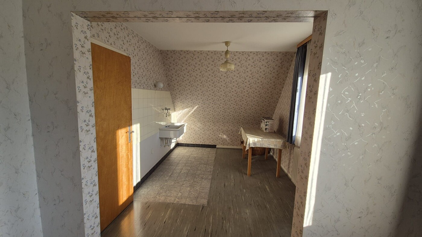 Freistehendes Einfamilienhaus auf großzügigem Grundstück in ruhiger Wohnlage -  Bild 3