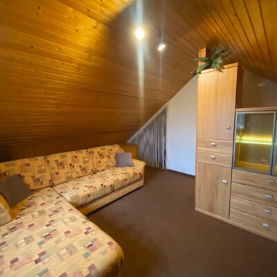 Charmante Maisonette-Dachgeschosswohnung mit Balkon, Einbauküche & Stellplatz -  Vorschau 11