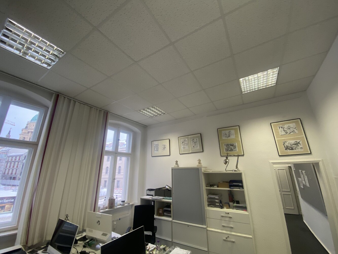 SOFORT Einzug! 95 m² Büro-Suite mit Meetingraum & Küche mitten in der Innenstadt -  Bild 7