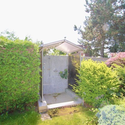 Charmantes Einfamilienhaus mit Doppelgarage und Sauna -  Vorschau 24