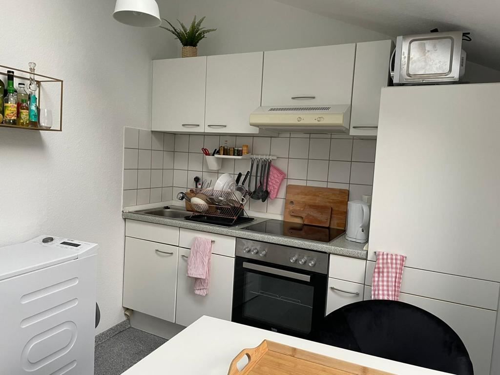 Möblierte Dachgeschosswohnung am Scharfgraben nahe Bahnhof Charlottenhof -  Bild 9