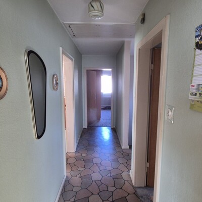 Freistehendes Einfamilienhaus auf großzügigem Grundstück in ruhiger Wohnlage -  Vorschau 2