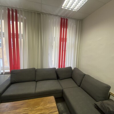 SOFORT Einzug! 95 m² Büro-Suite mit Meetingraum & Küche mitten in der Innenstadt -  Vorschau 10