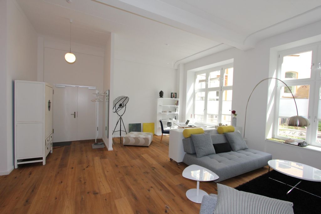 Stylisches möbliertes Loft mittendrin und trotzdem ruhig - Bild 4 Stylisches möbliertes Loft mittendrin und trotzdem ruhig - Bild 4