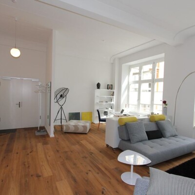 Stylisches möbliertes Loft mittendrin und trotzdem ruhig - Vorschau 4 Stylisches möbliertes Loft mittendrin und trotzdem ruhig - Vorschau 4