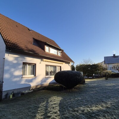 Freistehendes Einfamilienhaus auf großzügigem Grundstück in ruhiger Wohnlage -  Vorschau 1