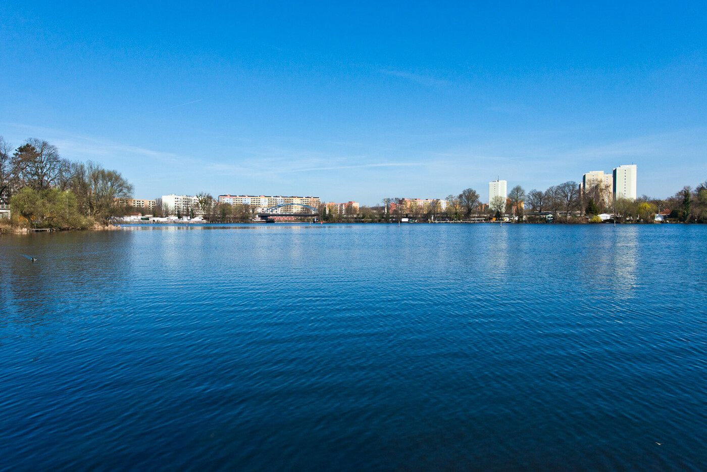 Einzigartiges Energiespar-Reihenendhaus auf Hermannswerder von Wasser umgeben - Bild 14 Einzigartiges Energiespar-Reihenendhaus auf Hermannswerder von Wasser umgeben - Bild 14