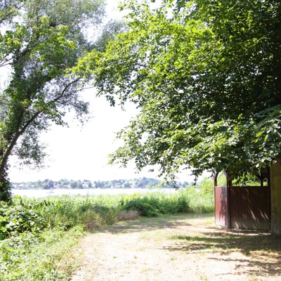 Sanierungsbedürftiges ehemaliges Schulgebäude mit Denkmalstatus in Wassernähe - Vorschau 14 Sanierungsbedürftiges ehemaliges Schulgebäude mit Denkmalstatus in Wassernähe - Vorschau 14
