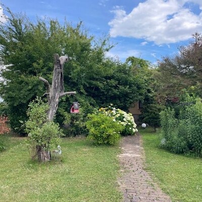 Charmanter Bungalow mit traumhaftem großen Garten in Kaulsdorf