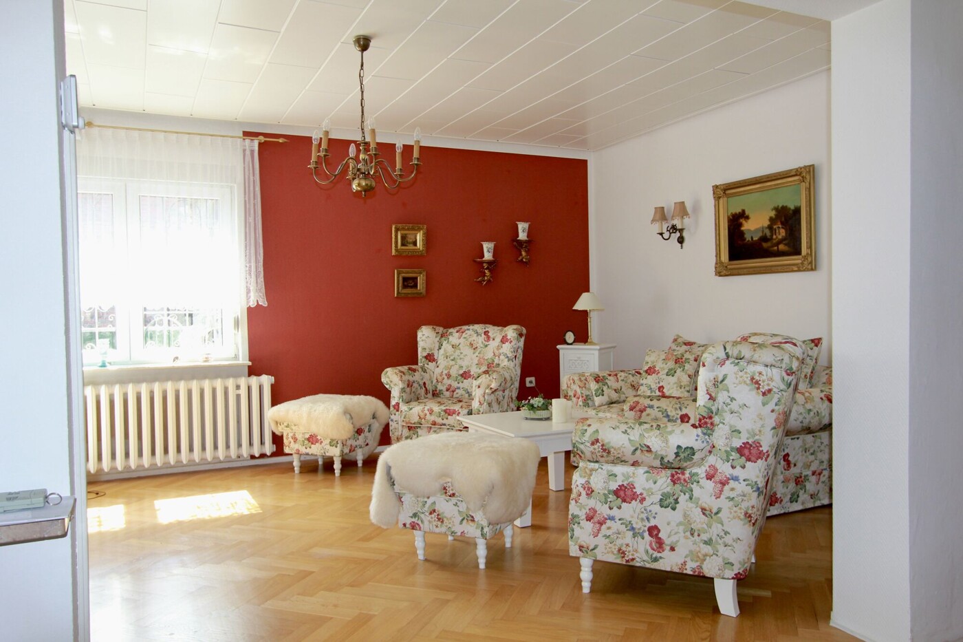 Charmantes Einfamilienhaus mit Doppelgarage und Sauna -  Bild 8