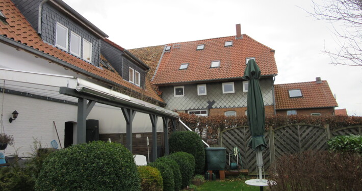 Mehrfamilienhaus mit Garten