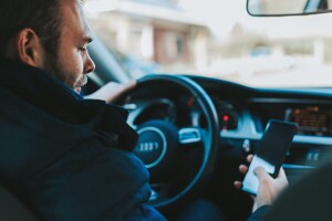Selektive alexandre-boucher-BNrlDv8w07Y-unsplash-scaled 2020 bringt manche Änderung mit sich... BLOG: Allgemein BLOG: Immo-Versicherungen  